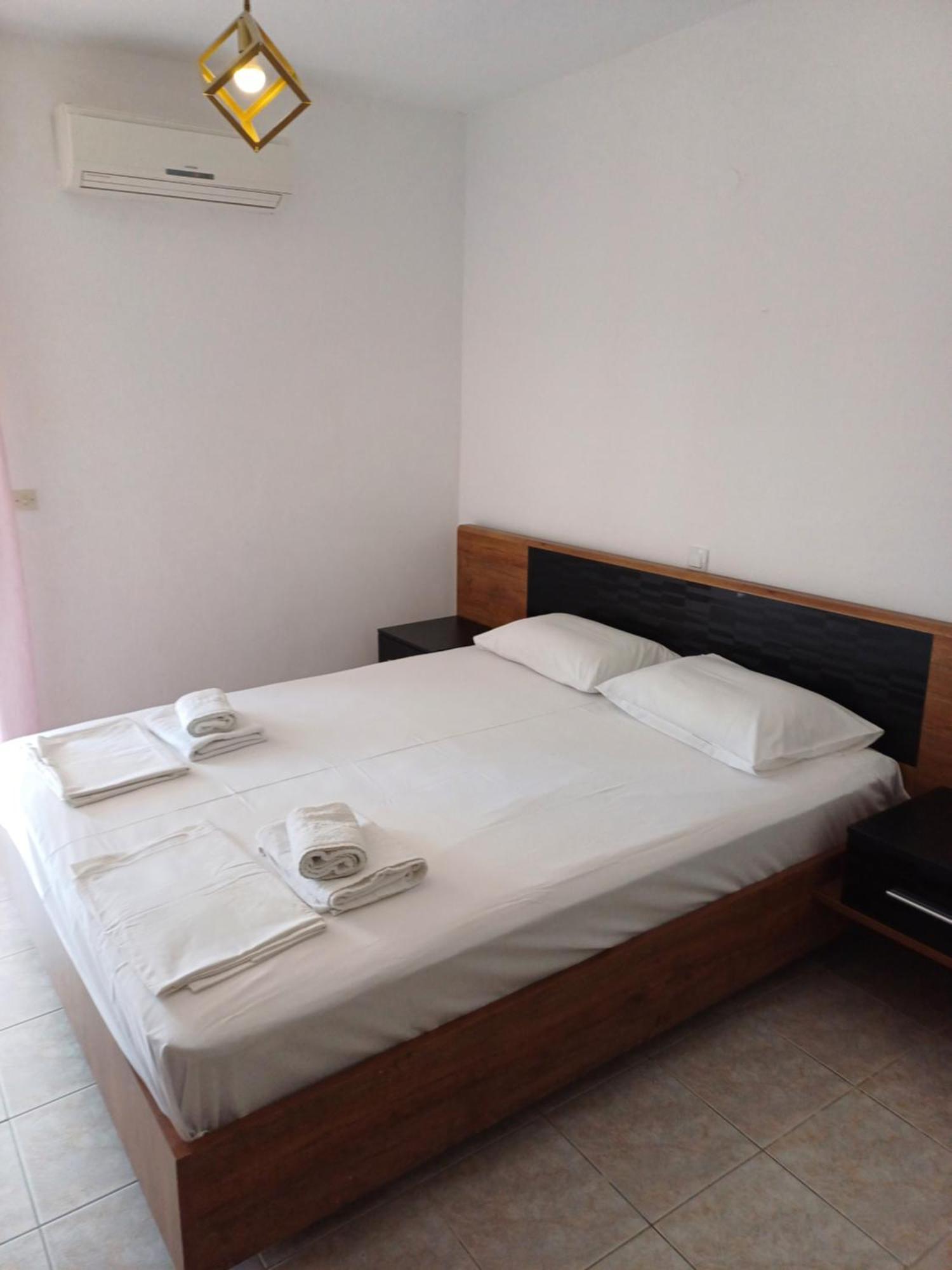 Μαρου Rooms Олимпиаки-Акти Экстерьер фото