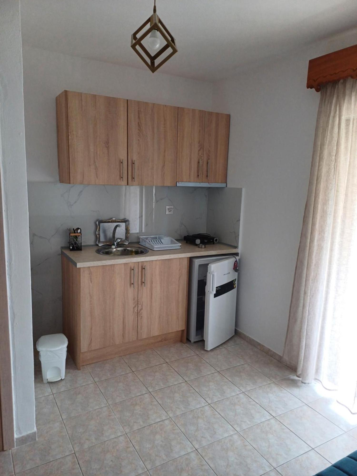 Μαρου Rooms Олимпиаки-Акти Экстерьер фото