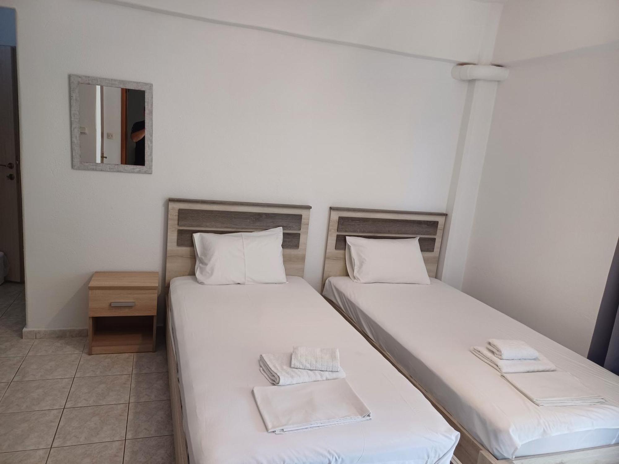 Μαρου Rooms Олимпиаки-Акти Экстерьер фото